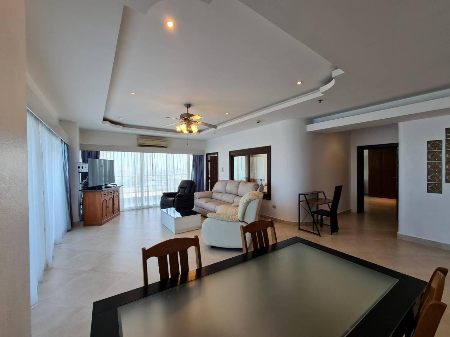 View Talay 6 Pattaya Beach By Anatolia Condo Suite Exterior photo